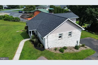 2077 Wynonah Drive, Auburn, PA 17922 - Photo 3