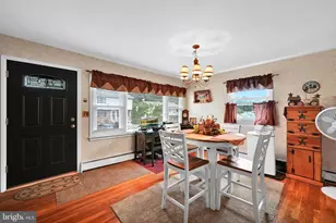 613 S Snyder St, Pottsville, PA 17901 - Photo 9
