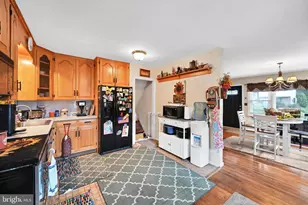613 S Snyder St, Pottsville, PA 17901 - Photo 13