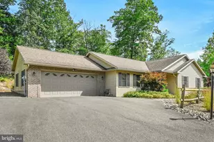 96 Red Horse Rd, Pottsville, PA 17901 - Photo 1