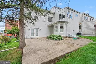 41 S Center St, Frackville, PA 17931 - Photo 5