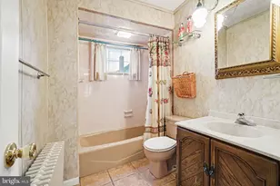 41 S Center St, Frackville, PA 17931 - Photo 17