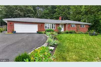 123 Donald Avenue, Pottsville, PA 17901 - Photo 1