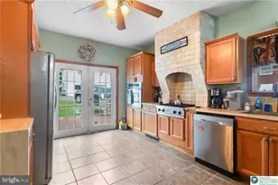 1740 E Elk Ave, Pottsville, PA 17901 - Photo 5