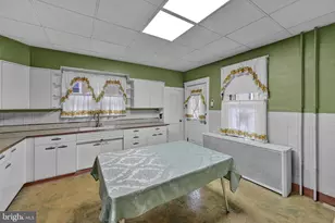 221 N Mill, Saint Clair, PA 17970 - Photo 19