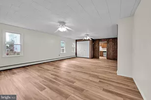 760 Forest Ln, Pottsville, PA 17901 - Photo 9
