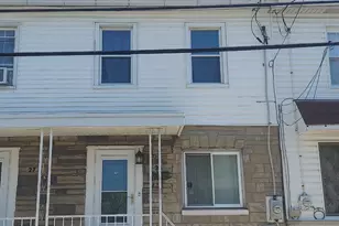 25 N Center St, Frackville, PA 17931 - Photo 3