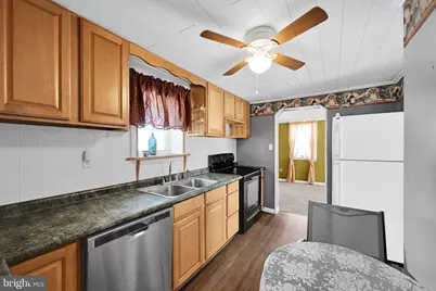 7 W Wood Street W, Pine Grove, PA 17963 - Photo 13