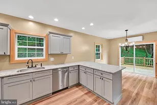 481 Hazle St, Quakake, PA 18245 - Photo 17