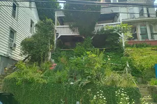 427 E Norwegian St, Pottsville, PA 17901 - Photo 1