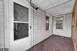 1952 Mahantongo St, Pottsville, PA 17901 - Photo 29