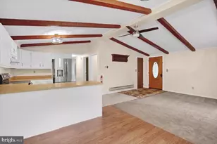 2097 Running Deer Dr, Auburn, PA 17922 - Photo 9