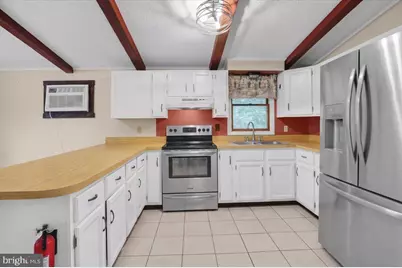 2097 Running Deer Drive, Auburn, PA 17922 - Photo 11