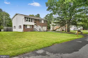 395 Marshall Dr, Orwigsburg, PA 17961 - Photo 3