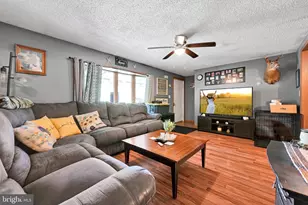 203 Baltimore St, Tremont, PA 17981 - Photo 11