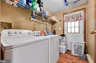 203 Baltimore St, Tremont, PA 17981 - Photo 25