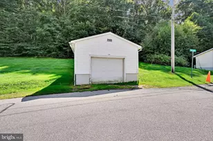 203 Baltimore St, Tremont, PA 17981 - Photo 29