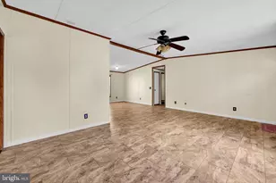 319 N Chestnut St, Shenandoah, PA 17976 - Photo 7