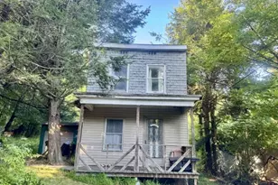 53 Theresa St, Shenandoah, PA 17976 - Photo 1