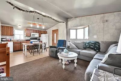 118 E Ruddle Street, Coaldale, PA 18218 - Photo 9
