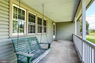 1647 Ridge Rd, Klingerstown, PA 17941 - Photo 23