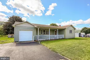 1647 Ridge Rd, Klingerstown, PA 17941 - Photo 3