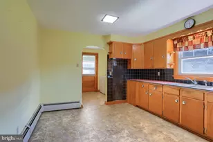 1647 Ridge Rd, Klingerstown, PA 17941 - Photo 7