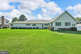 1408 W Maple St, Valley View, PA 17983 - Photo 45