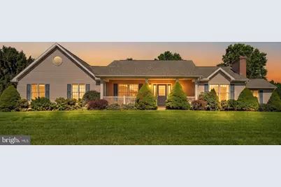 1408 W Maple Street, Valley View, PA 17983 - Photo 1