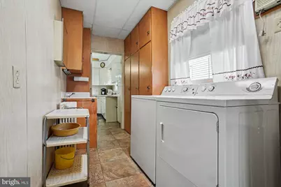 1022 W Main Street, Valley View, PA 17983 - Photo 9