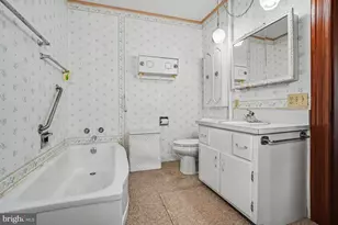 1022 W Main St, Valley View, PA 17983 - Photo 19