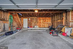 1022 W Main St, Valley View, PA 17983 - Photo 21