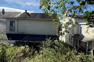 37 Lafayette St, Tamaqua, PA 18252 - Photo 9