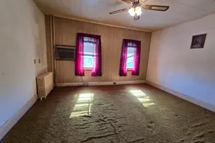 44 W Wiggan St, New Philadelphia, PA 17959 - Photo 9