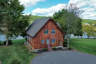 832 Cayuga Cove, Auburn, PA 17922 - Photo 1