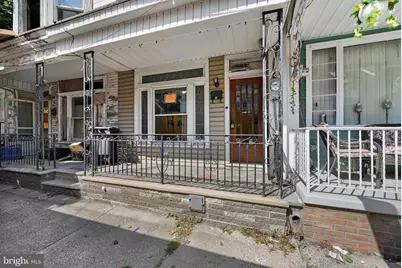 209 W Cherry Street, Shenandoah, PA 17976 - Photo 3