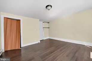 209 W Cherry St, Shenandoah, PA 17976 - Photo 17