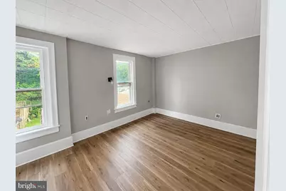 517 W Norwegian Street, Pottsville, PA 17901 - Photo 9
