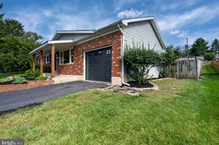 525 E Mifflin St, Orwigsburg, PA 17961 - Photo 3
