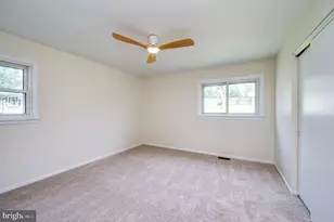 525 E Mifflin St, Orwigsburg, PA 17961 - Photo 21