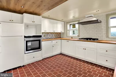 315 Broad Street, Saint Clair, PA 17970 - Photo 11