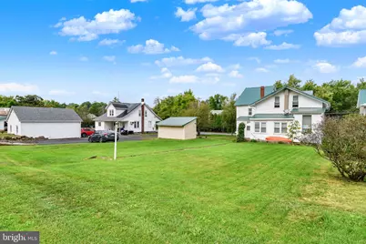 2633 W Main Street, Spring Glen, PA 17978 - Photo 35