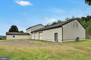 423 Hickory Dr, Auburn, PA 17922 - Photo 65