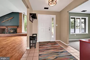 423 Hickory Dr, Auburn, PA 17922 - Photo 5