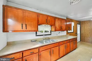 45 N Lake Dr, Pottsville, PA 17901 - Photo 15
