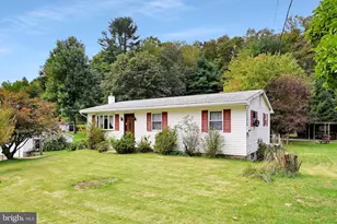 45 N Lake Dr, Pottsville, PA 17901 - Photo 9