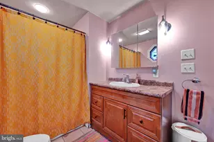 215 Willing St, Pottsville, PA 17901 - Photo 27