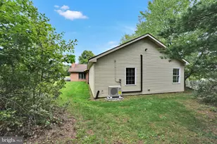 423 Hickory Dr, Auburn, PA 17922 - Photo 69
