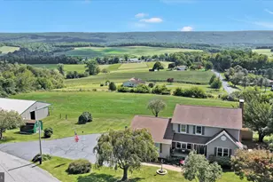 277 Sycamore Ln, New Ringgold, PA 17960 - Photo 1