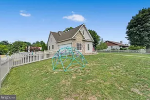 208 Jefferson St, Schuylkill Haven, PA 17972 - Photo 7